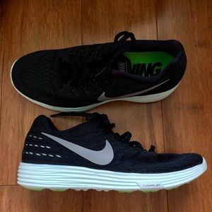 Black Nike Lunartempo 2 Women’s Sneakers